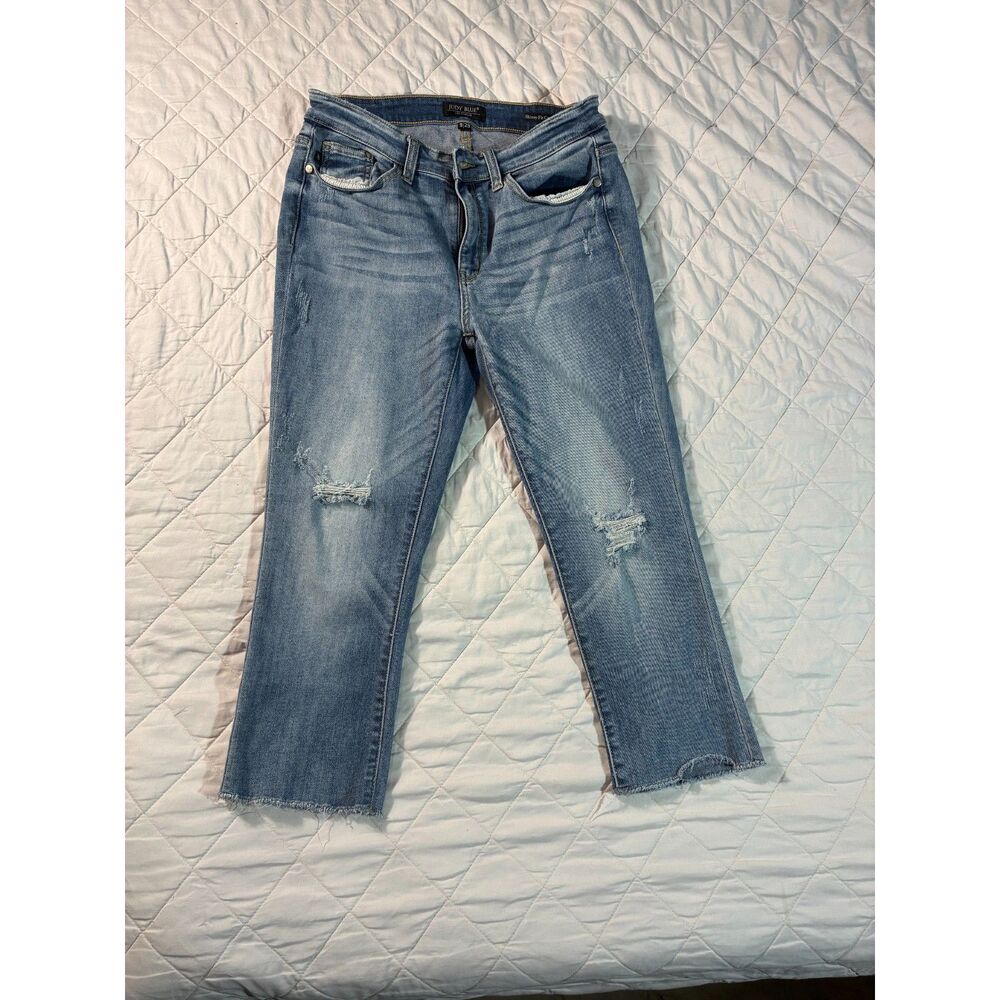 Judy Blue Light Washed Destroyed Denim Capri